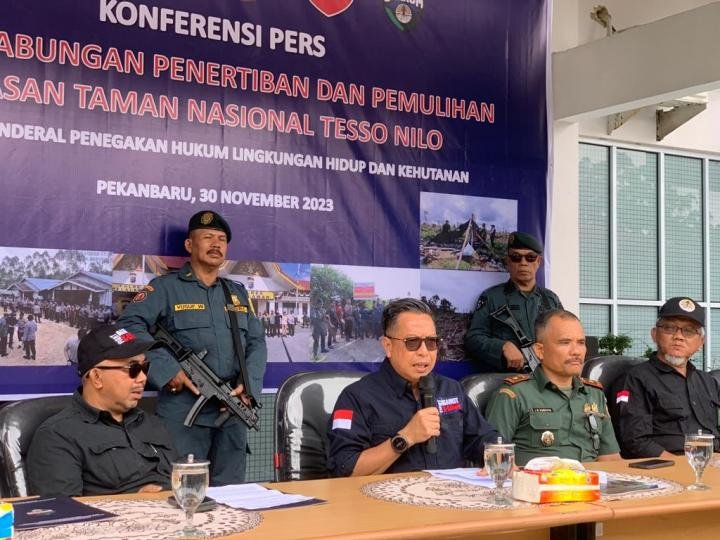 Operasi Gabungan di TNTN, 36 Pondok Pelaku Perambahan Dibakar 